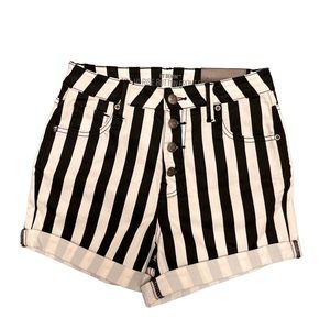 Black and white stripped high waisted shorts // cotton spandex